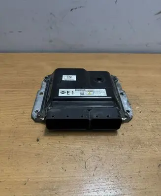 Nissan Navara D40 Engine control unit/module 237105X32B MB2757001993