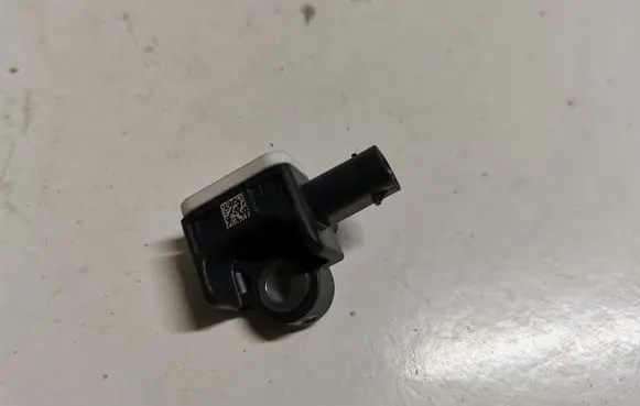 Dodge Durango Airbag deployment crash/impact sensor A1668210151
