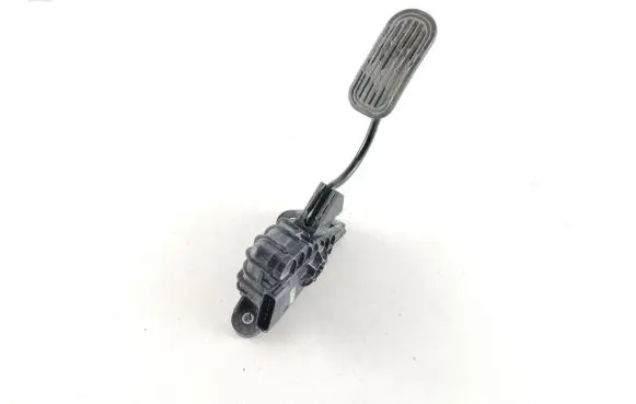 Toyota Hilux (AN10, AN20, AN30) Accelerator throttle pedal 781200K010 VN1988003140