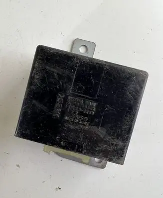 Mitsubishi Pajero Antenna control unit MR495622 1650002230