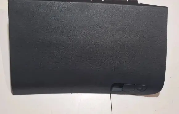 Dodge Challenger Front trunk storage compartment 5625600 181661854470IP JH322691