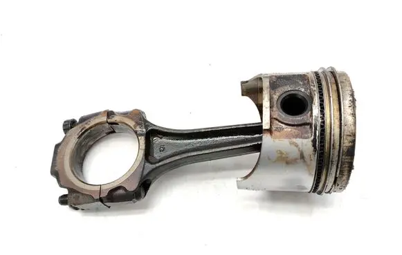 Mazda 929 Piston with connecting rod JE01