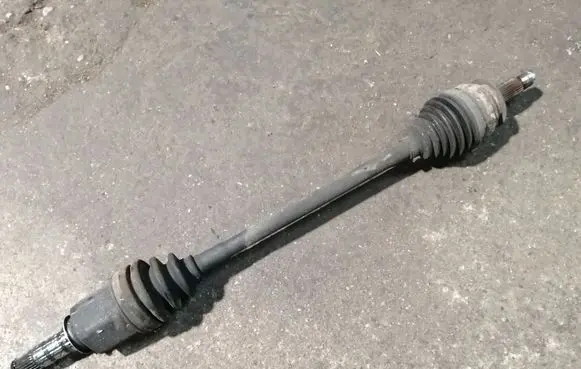 Subaru Impreza III Front driveshaft 