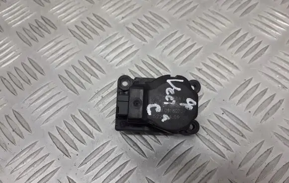 Opel Vectra C Central body control module 09180204