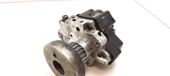 Audi A8 S8 D3 4E Fuel injection high pressure pump 0445010125 059130755J