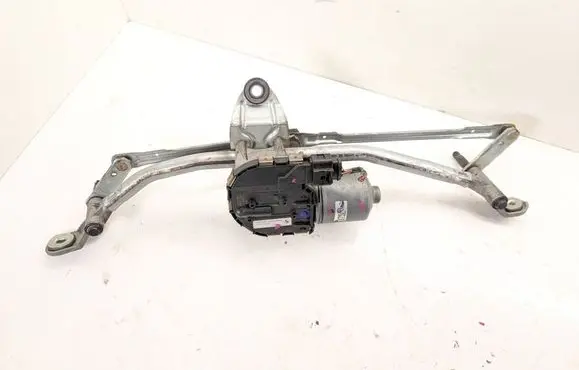 BMW X3 F25 Front wiper linkage and motor 7213275