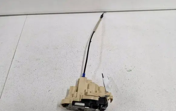 Fiat Panda III Rear door lock
