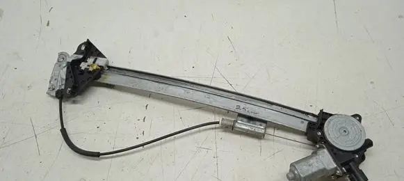 Honda Accord Front door window regulator with motor