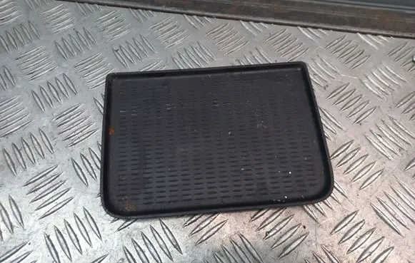BMW X6 E71 Glove box pad 9129200 10859510 51169129200