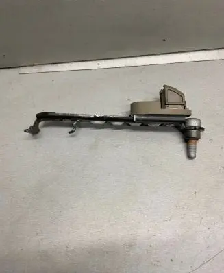 Chrysler Town u0026 Country V Seat belt height adjuster 1P635b