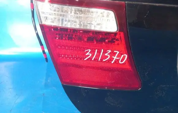 Lexus LS 460 - 600H Boot/trunk interior light 8159150150
