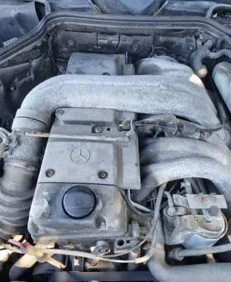 Mercedes-Benz E W124 Engine