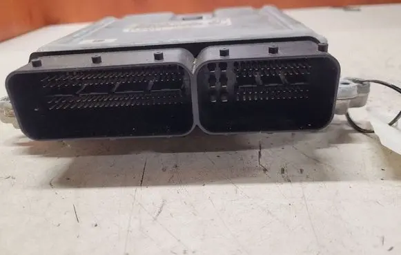 Volvo XC60 Engine control unit/module 31336983 0281018414 1039S50500