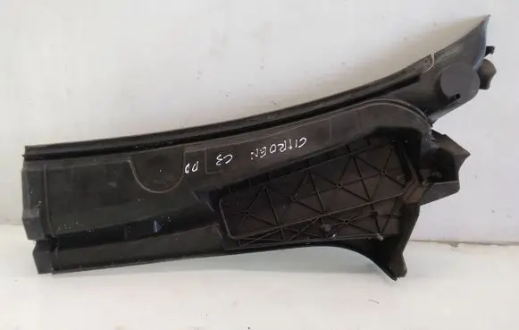 Citroen C3 Wiper trim 9641909077