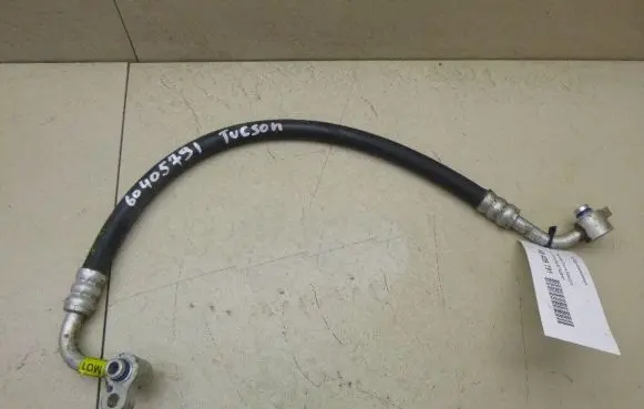 KIA Sportage Air conditioning (A/C) pipe/hose 977622E101