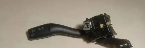 Audi A3 S3 8P Indicator stalk 8P0953513A 01103600 10360061905200