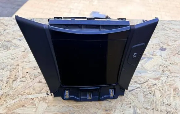 Hyundai i40 Glove box central console 846303Z720 846353Z600