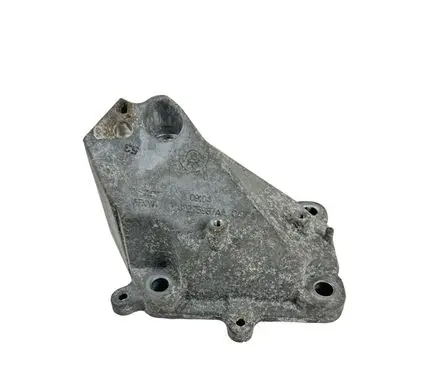 Dodge Durango Engine mounting bracket 68275987AA