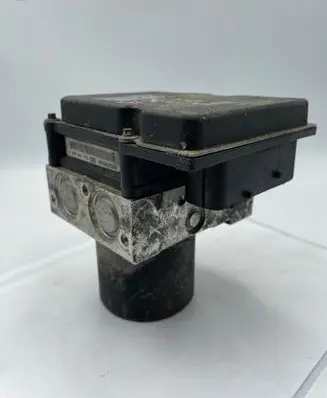 BMW 5 E60 E61 ABS Pump 6768906 6768908