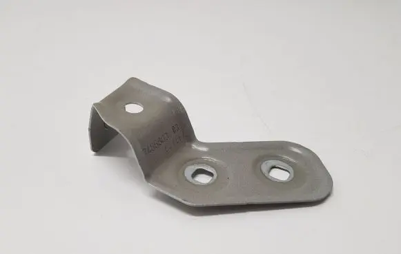 BMW i4 Fender mounting bracket 7486803