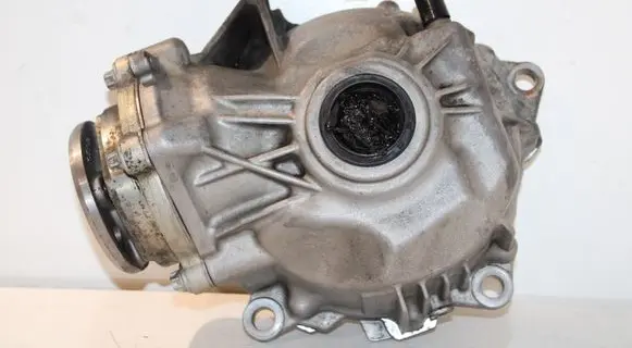 Mercedes-Benz E W212 Front differential 2213307500 A2213310000