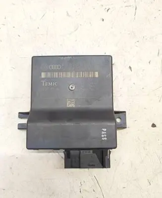 Audi A6 S6 C6 4F Gateway control module 4F0907468D 4F0910468A
