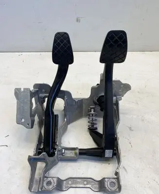 Audi A4 S4 B9 Pedal assembly 8W1721117 8K0907658H