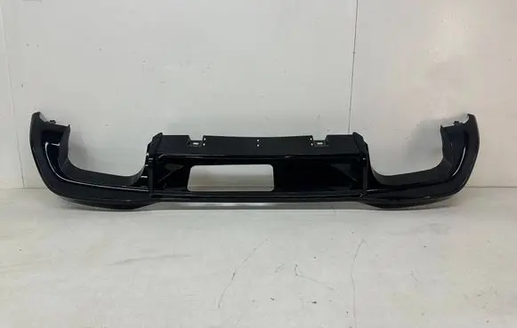 Volkswagen Golf VIII Rear bumper trim bar molding 5H6807568R 5H6807568