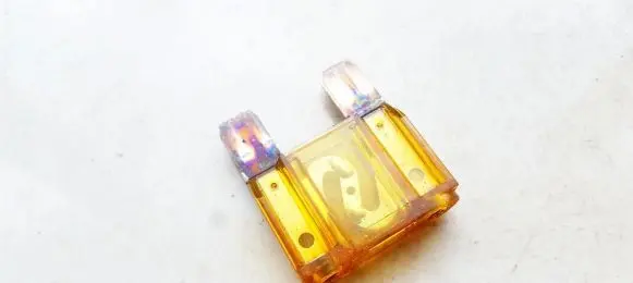Opel Astra G Fuse 4604602 4635023
