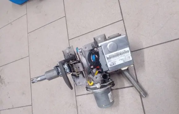 Fiat Punto (188) Steering rack electric part 12235899