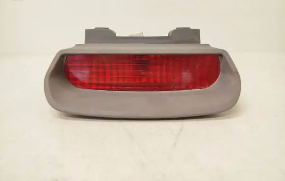 Hyundai Matrix Third/center stoplight E130704