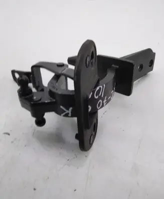 Volvo XC70 Tailgate/trunk/boot hinge