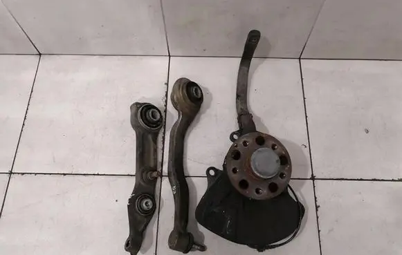 Mercedes-Benz CLS AMG C219 Front suspension assembly kit set A2113306720 A2113308207