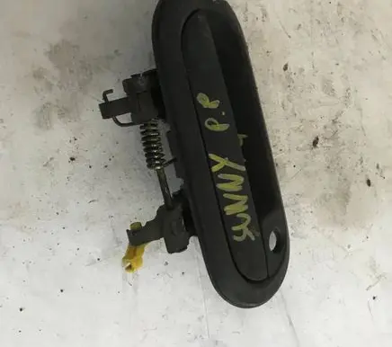 Nissan Sunny Front door exterior handle 