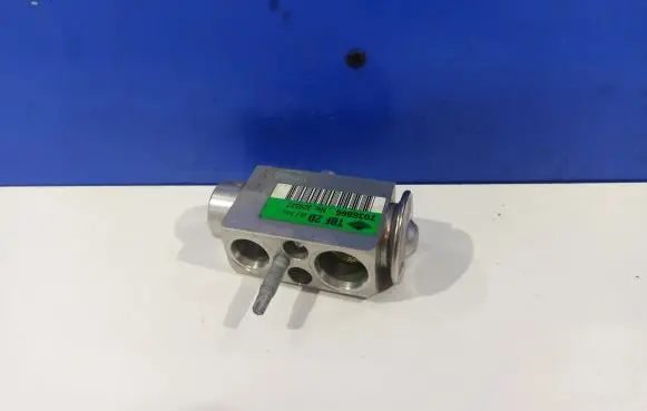 Air conditioning (A/C) expansion valve