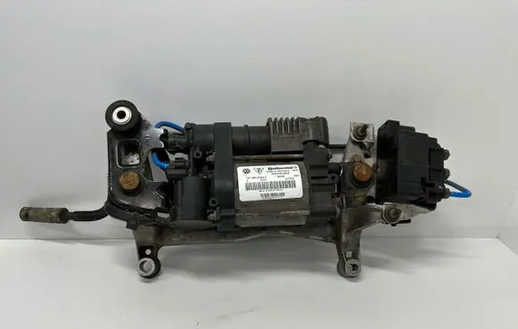 Porsche Cayenne (92A) Air suspension compressor/pump 7P0616006F