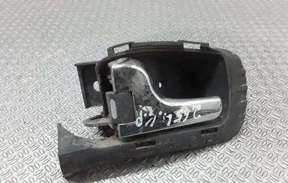 Mercedes-Benz Vito Viano W638 Front door interior handle A6387660778