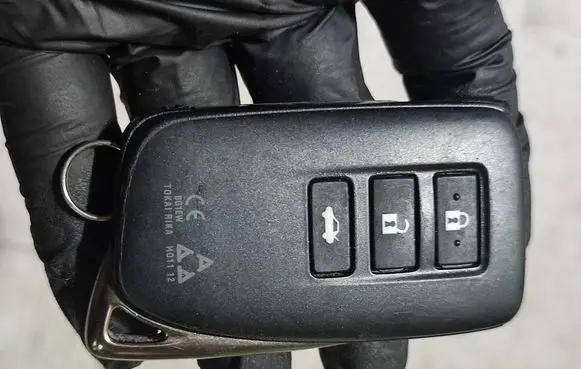 Lexus RC Ignition key/card M01112