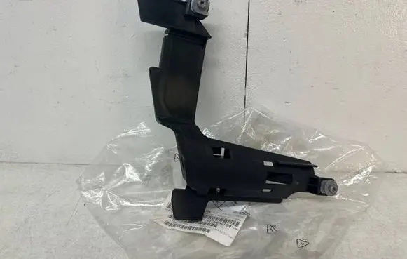 BMW 3 E46 Headlight/headlamp mounting bracket 8380187 63128380187 3169800