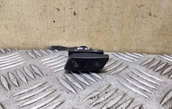 Volkswagen Sharan Central locking switch button 1K0962126B