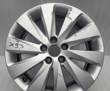 Seat Arona R16 alloy rim 