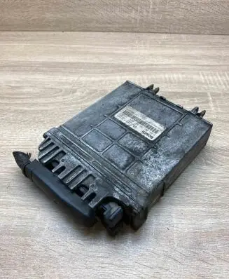 Renault Laguna I Engine control unit/module ECU HOM7700105952 0281001766