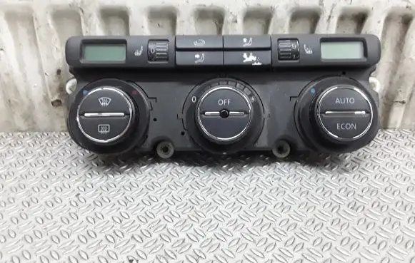 Volkswagen Touran I Climate control unit