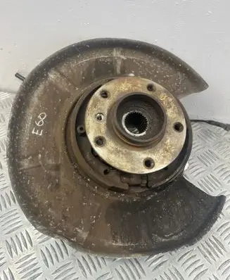 BMW 5 E60 E61 Rear wheel hub spindle/knuckle 