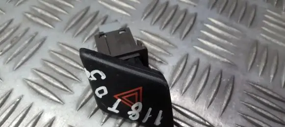 Toyota Yaris Hazard light switch 843320d010 84332-0d010