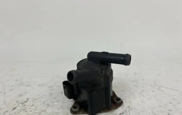 BMW X5M E70 Electric auxiliary coolant/water pump 7629917