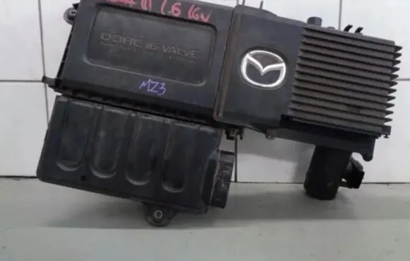Peugeot 307 Air filter box cover 
