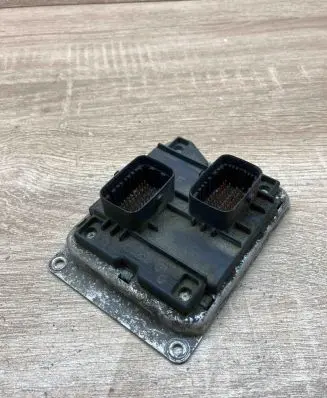 Alfa Romeo 156 Engine control unit/module ECU 0261204947 1037359649