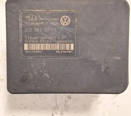 Volkswagen Golf IV ABS Pump 10096003133 00006065D5 1C0907379E