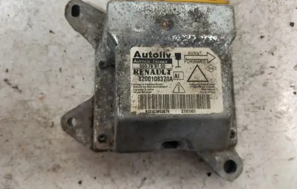 Renault Laguna II Airbag control unit/module 8200108370A 550758700